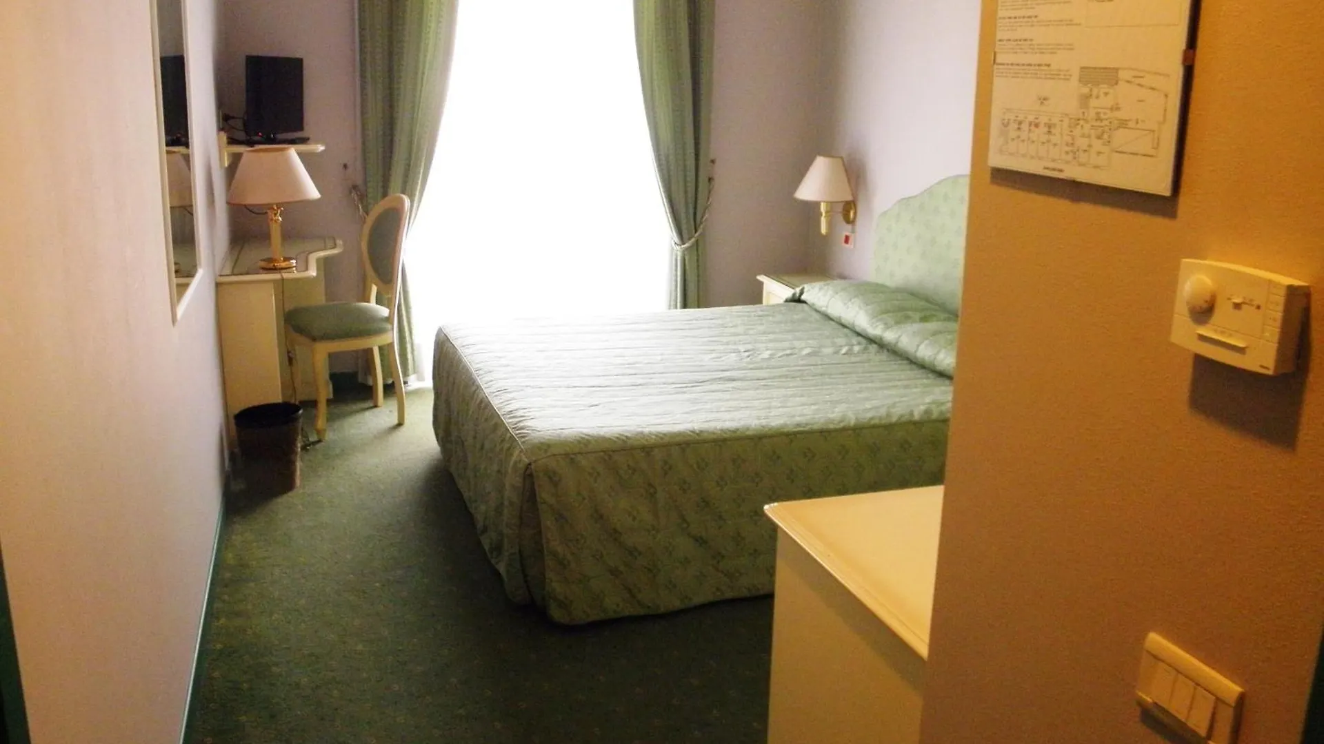 Albergo Ristorante Bigiu Sant'Omobono Terme 3*,
